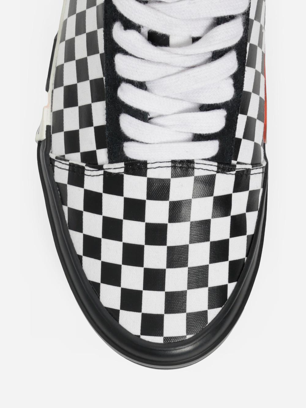 OFF-WHITE “Low Top Sneakers”