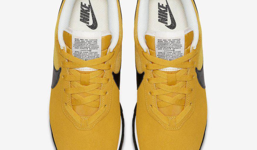 NIKE Pre-Love OX