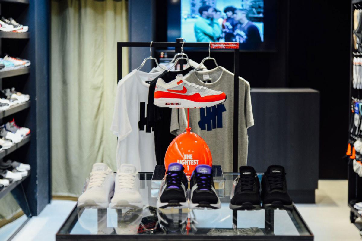 UNDEFEATED OSAKA UNDEFEATED OSAKA