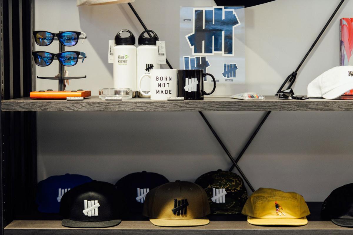 UNDEFEATED OSAKA UNDEFEATED OSAKA