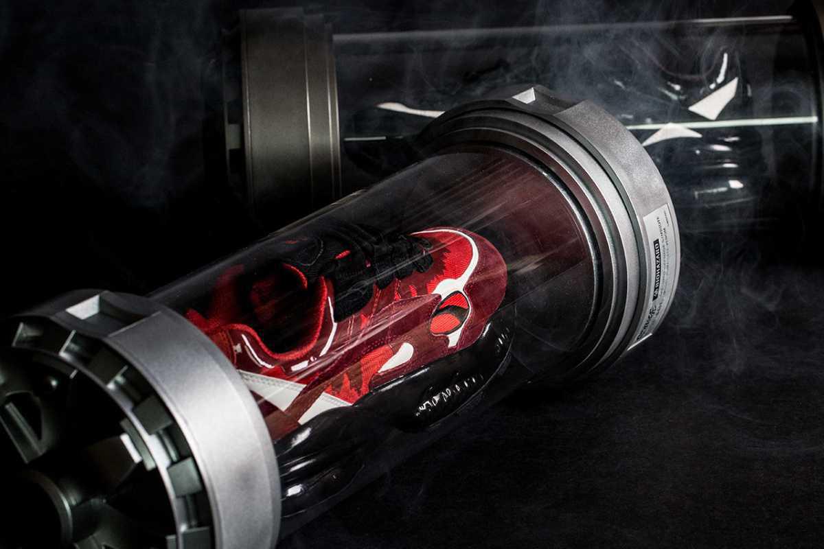 Un premier regard sur le BAIT x Marvel x PUMA Venom Cell Venom "Carnage".