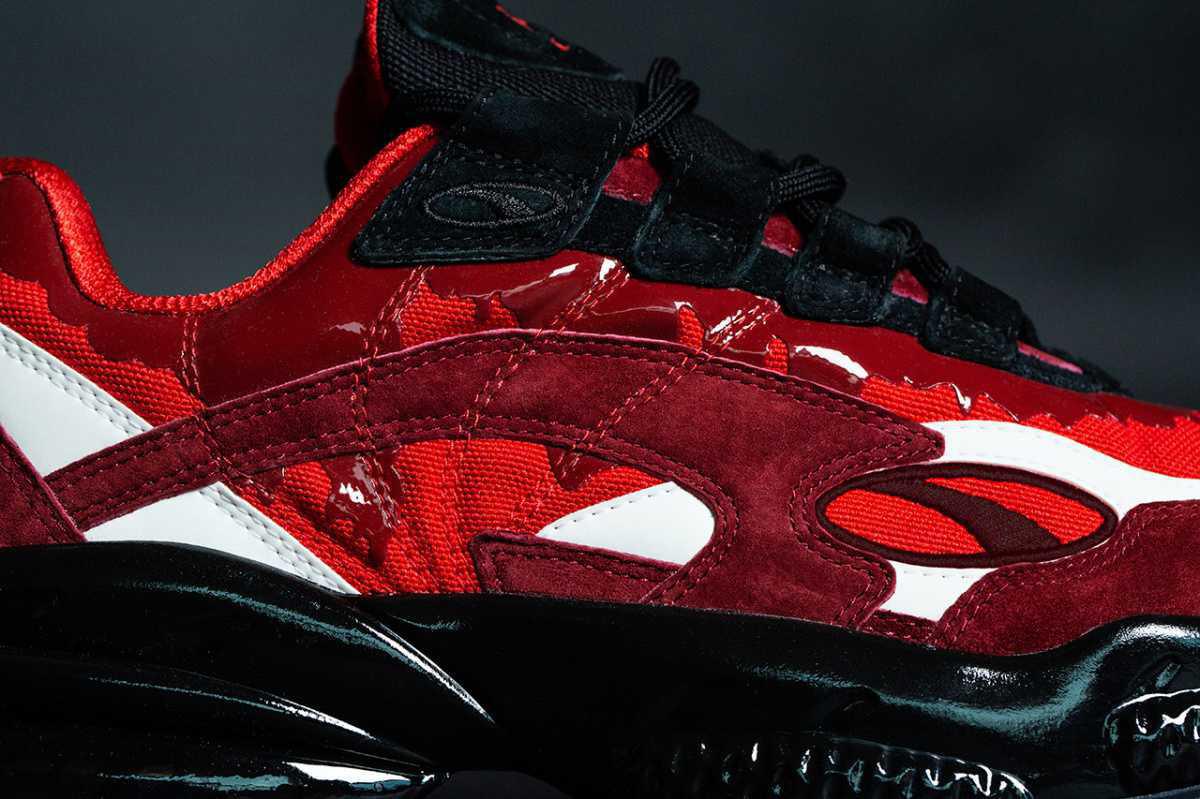 Un premier regard sur le BAIT x Marvel x PUMA Venom Cell Venom "Carnage".