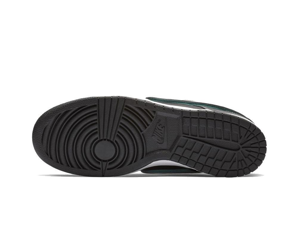 NIKE SB Dunk Low x Diamond Supply Co Black
