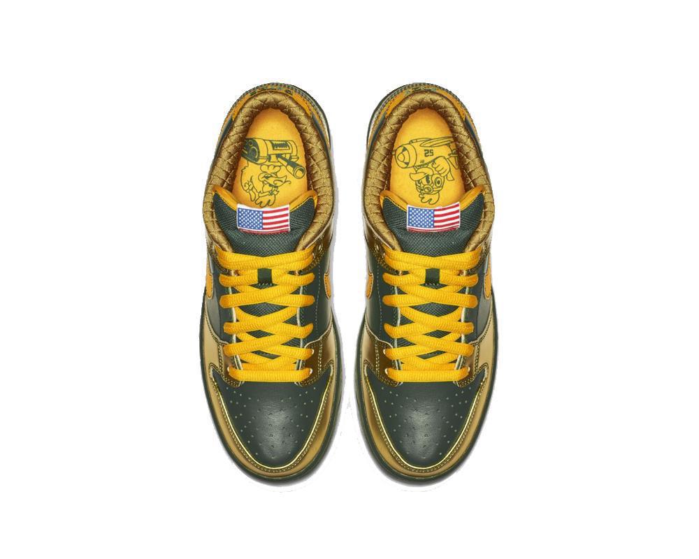 NIKE SB Dunk Low x Doernbecher Freestyle NIKE SB Dunk Low x Doernbecher Freestyle