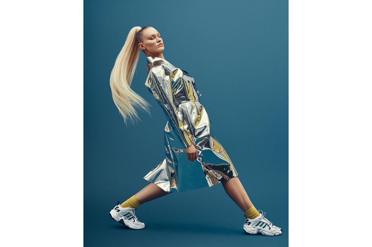 Premier regard sur NAKED x adidas Consortium Magmur Runner "White" et "F&F". Premier regard sur NAKED x adidas Consortium Magmur Runner "White" et "F&F".