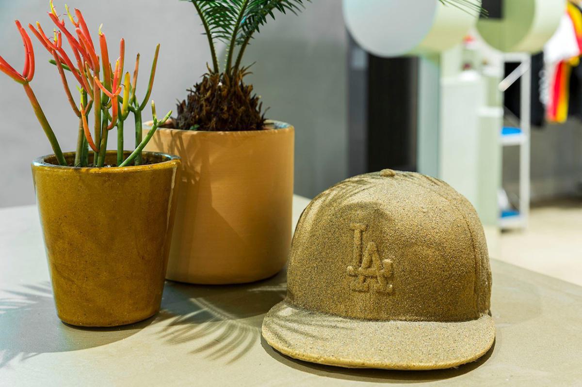 SNEAKERSNSTUFF LOS ANGELES SNEAKERSNSTUFF LOS ANGELES