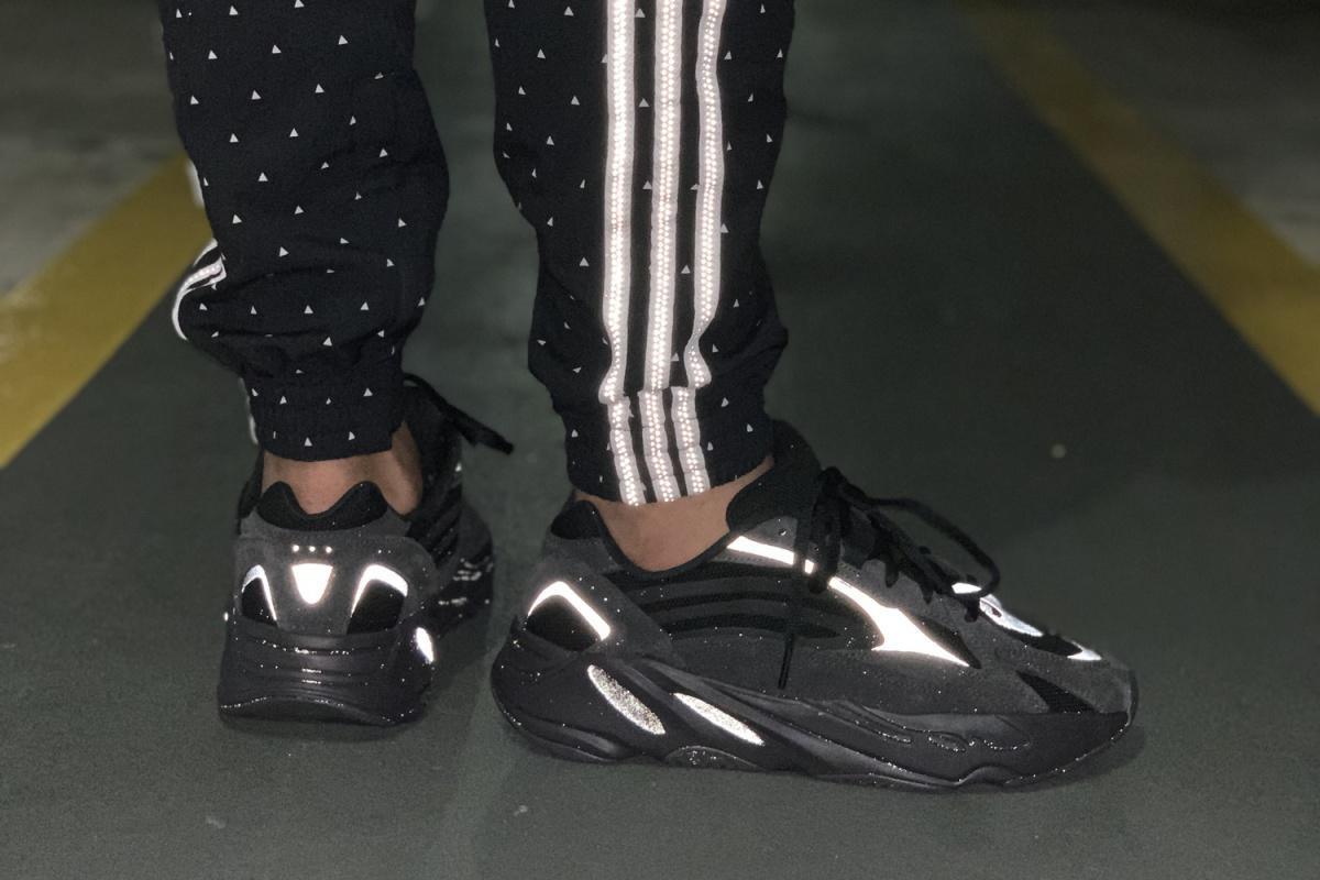 YEEZY BOOST 700 V2 "Vanta"