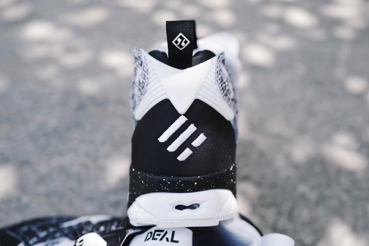 Regardons de plus près la collab DEAL x Reebok Instapump Fury "Feng Shui Compass".