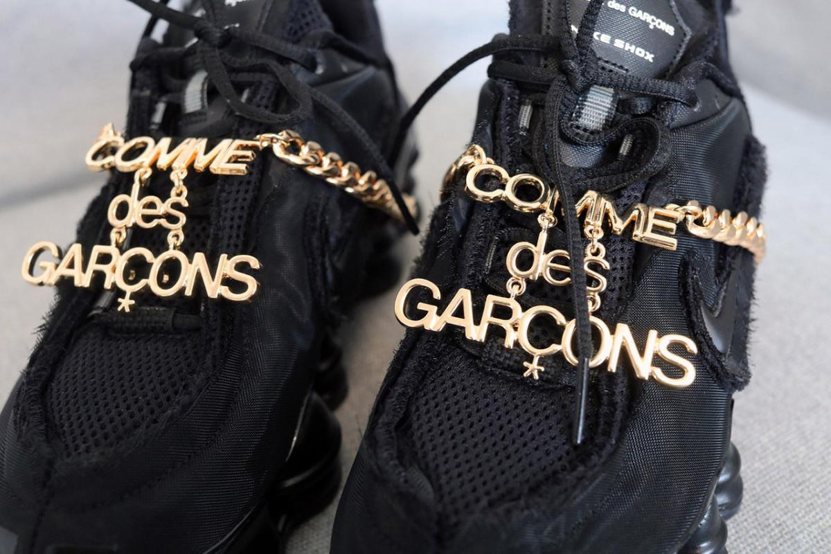 COMME des GARÇONS x Nike Shox TL en Triple Black COMME des GARÇONS x Nike Shox TL en Triple Black