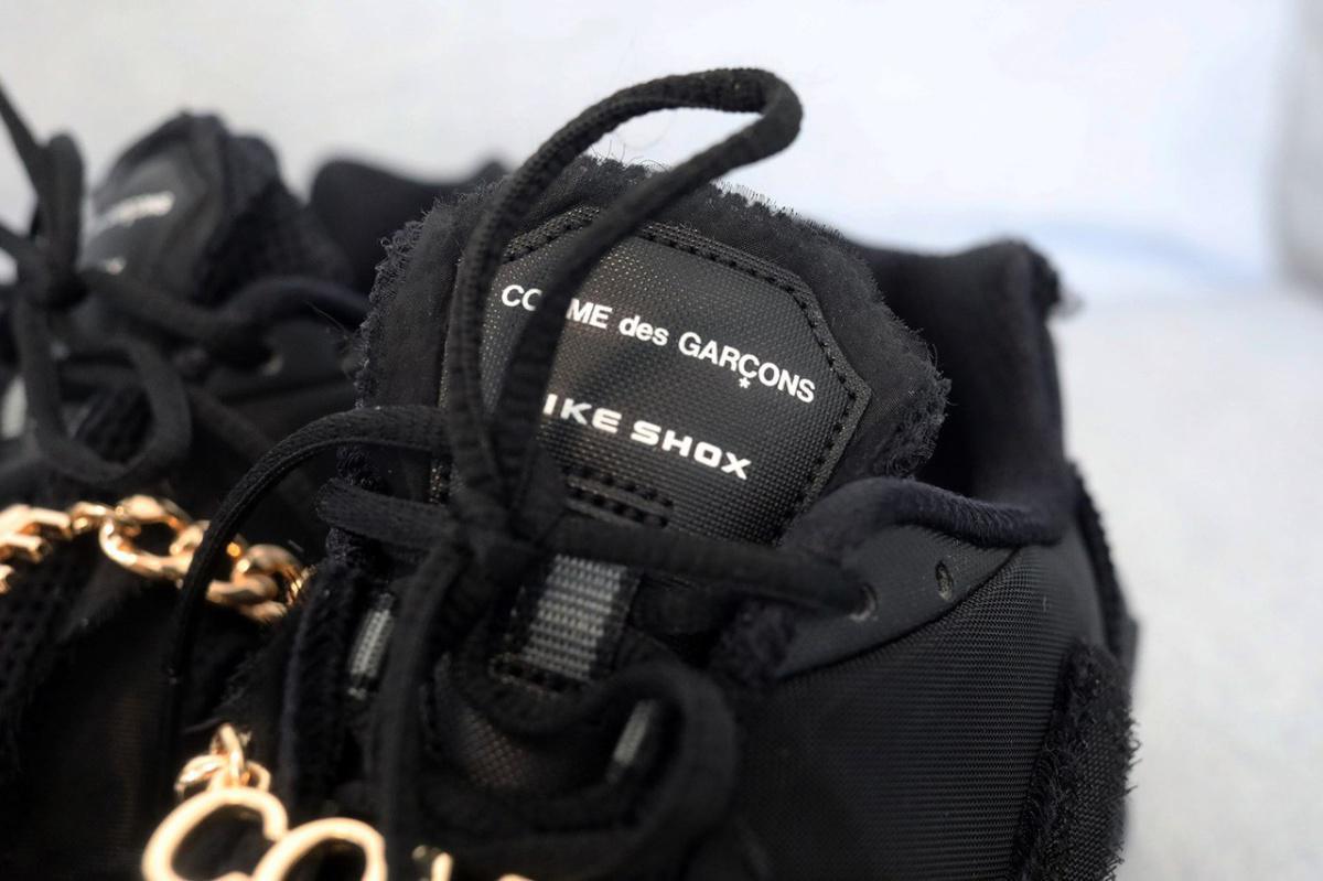 COMME des GARÇONS x Nike Shox TL en Triple Black 
