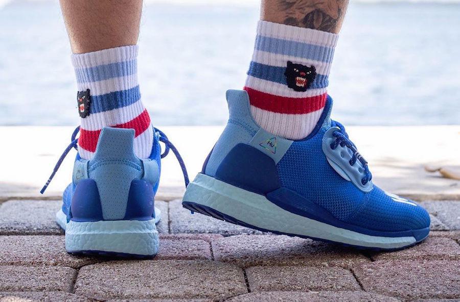 ADIDAS SOLAR HU GLIDE IN BLUE