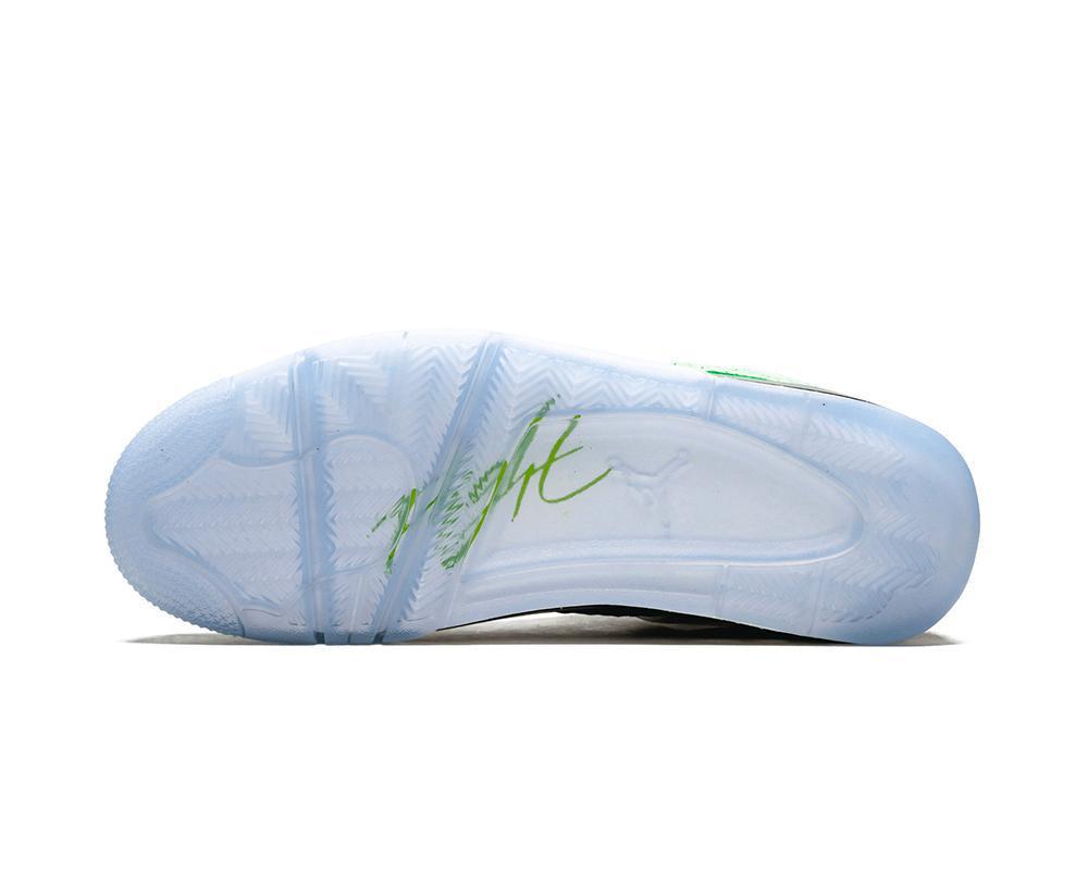 Air JORDAN IV Retro x Wahlburgers Air JORDAN IV Retro x Wahlburgers