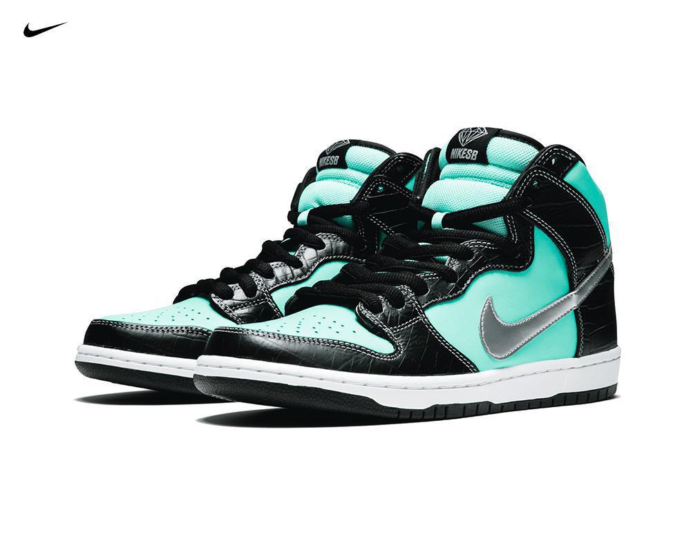 NIKE SB Dunk High x Diamond Supply Co. Tiffany NIKE SB Dunk High x Diamond Supply Co. Tiffany
