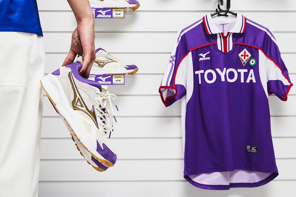 Footpatrol x Mizuno Sky OG "Antique White" & "Prism Violet" Footpatrol x Mizuno Sky OG "Antique White" & "Prism Violet"
