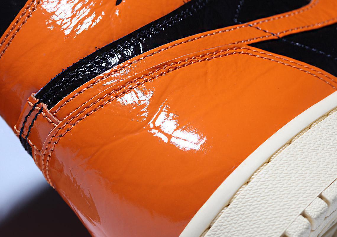 L' Air Jordan 1 "Shattered Backboard 3.0" sort le 26 octobre. L' Air Jordan 1 "Shattered Backboard 3.0" sort le 26 octobre.