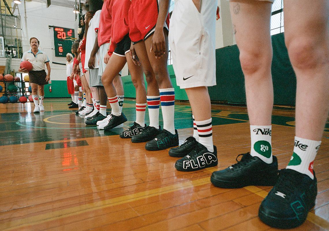 Cactus Plant Flea Market x Nike By sort le 21 octobre. Cactus Plant Flea Market x Nike By sort le 21 octobre.