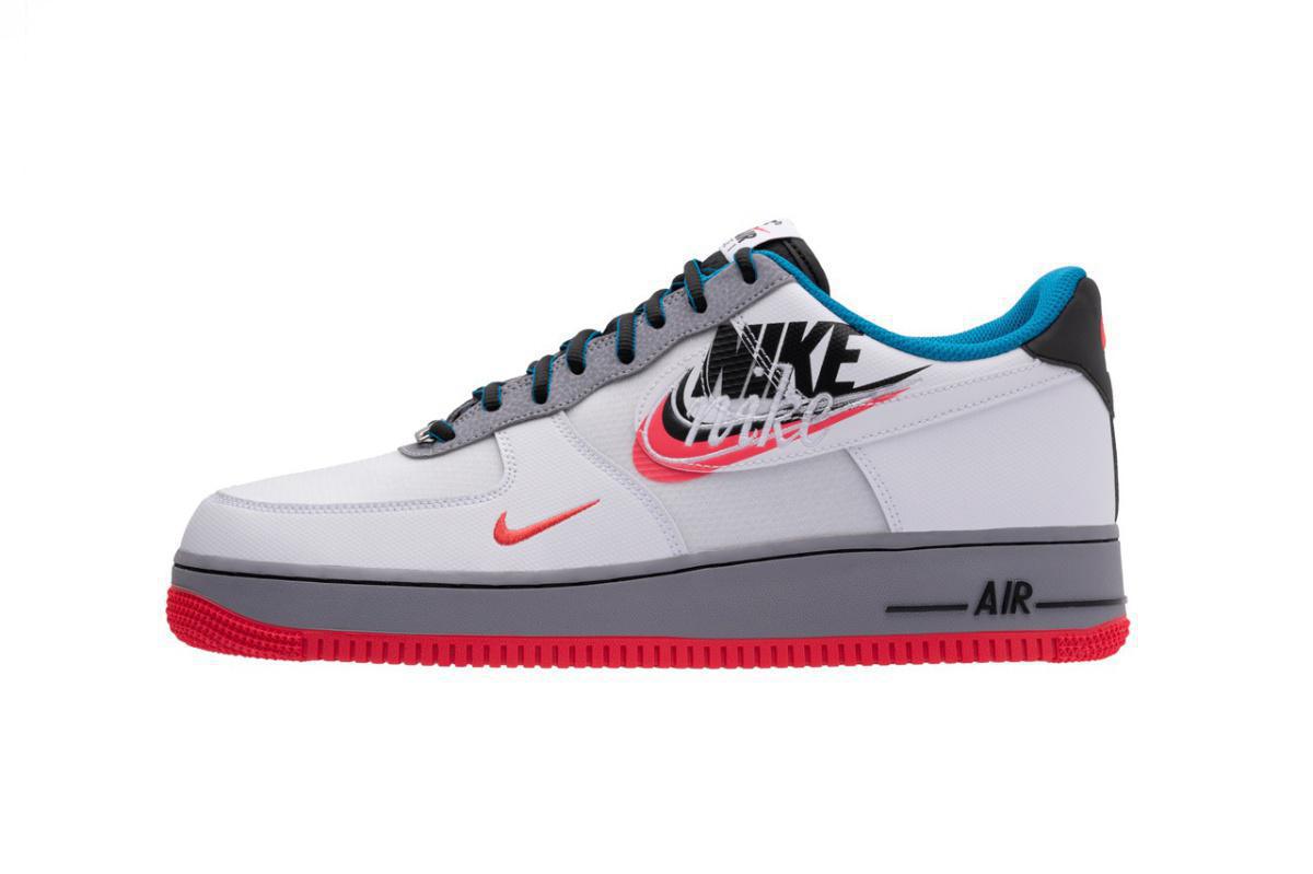 Nike présente le deuxième lot de baskets "Evolution of the Swoosh".
