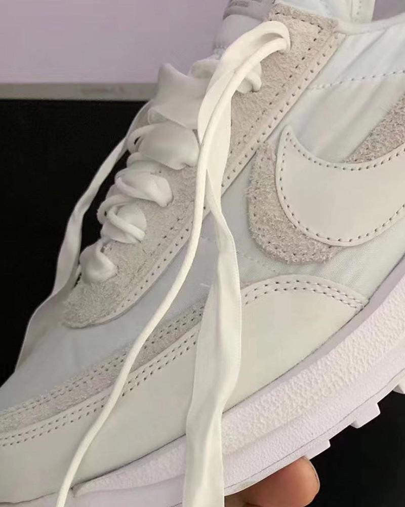 Encore une autre sacai x Nike LDWaffle a fait surface en ligne