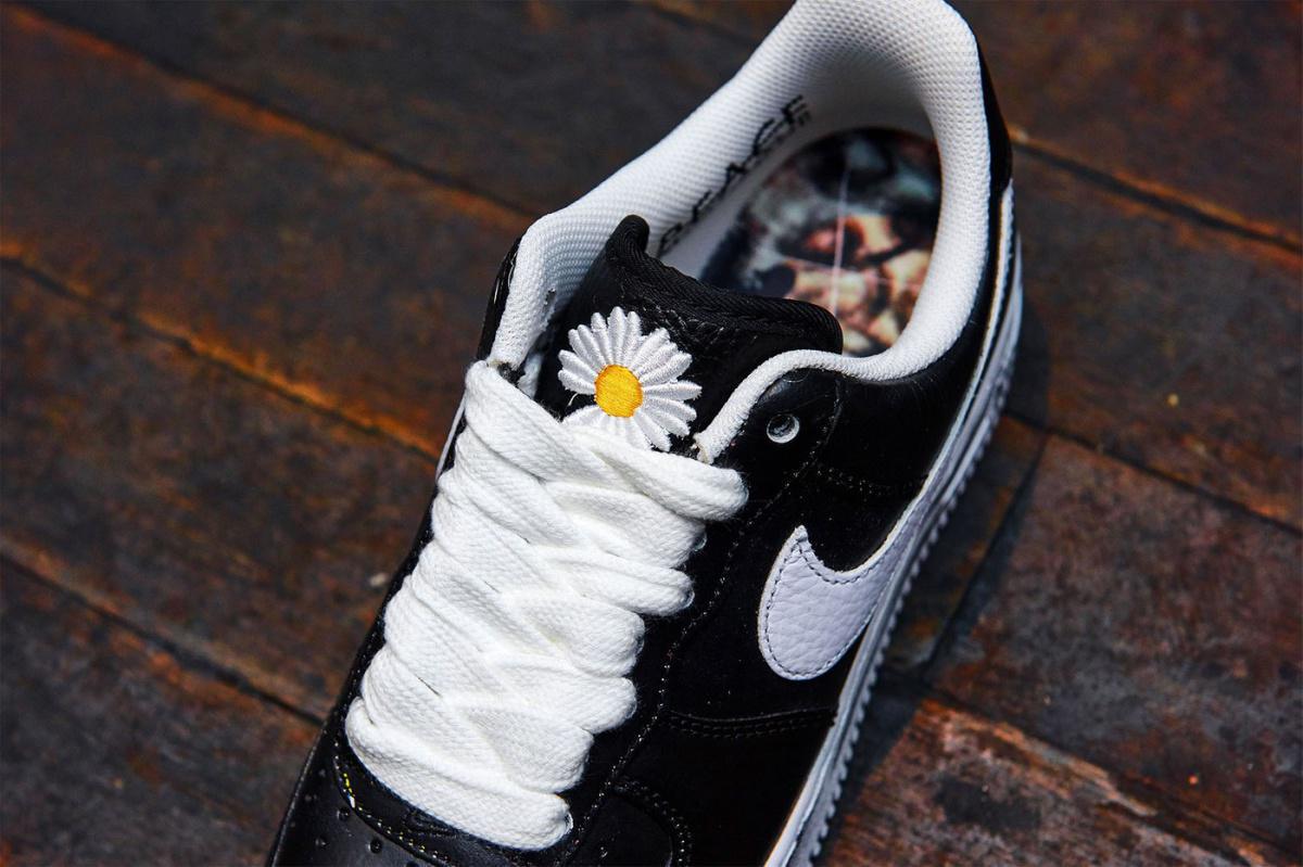 G-Dragon PEACEMINUSONE x Nike Air Force 1 "Para-Noise".