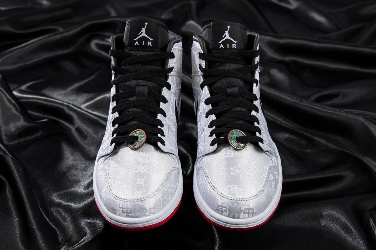 Edison Chen x Air Jordan 1 Mid "Fearless".