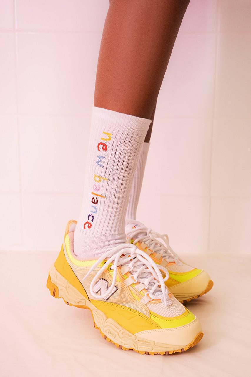 Paperboy Paris et New Balance s'associent pour un trio de dessins colorés 801