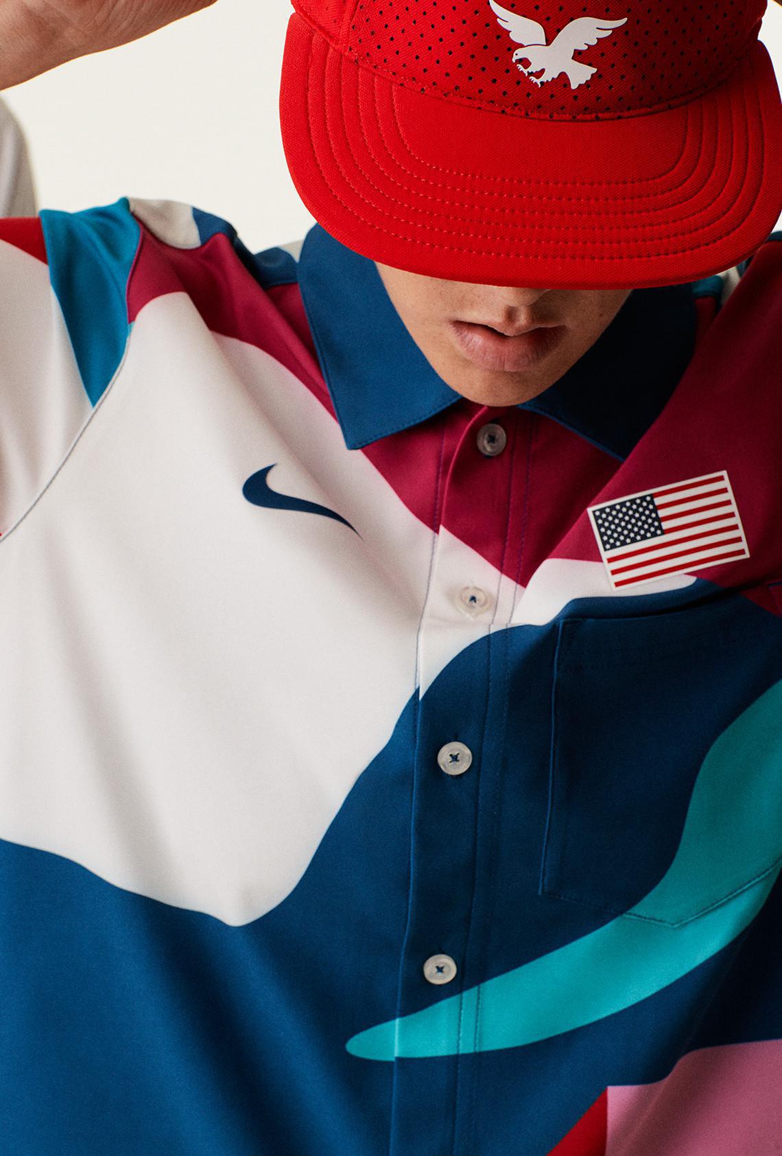 Parra fait équipe avec Nike SB pour concevoir les premiers uniformes de skateboard d'équipe pour les Jeux Olympiques de 2020