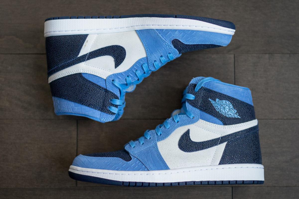 Tar Heels UNC et les alligators de Floride reçoivent des PE de luxe d'Air Jordan 1 Tar Heels UNC et les alligators de Floride reçoivent des PE de luxe d'Air Jordan 1