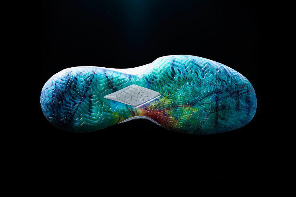 New Balance dévoile la première chaussure signature de Kawhi Leonard New Balance dévoile la première chaussure signature de Kawhi Leonard