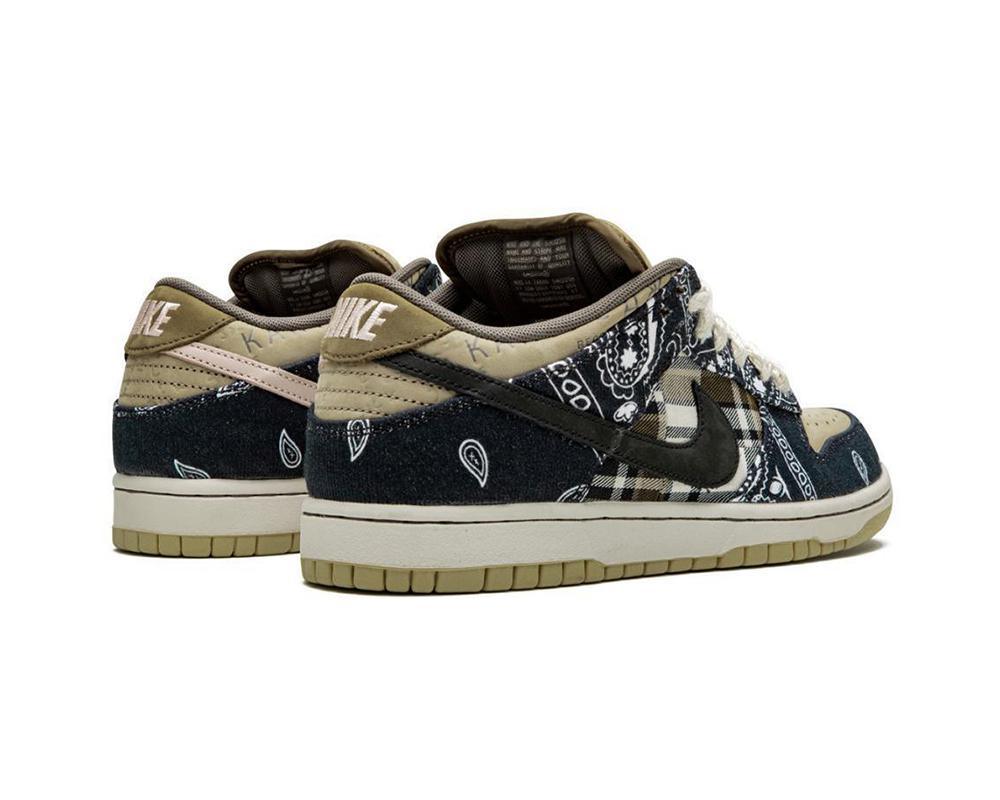 NIKE SB Dunk Low Pro x Travis Scott NIKE SB Dunk Low Pro x Travis Scott