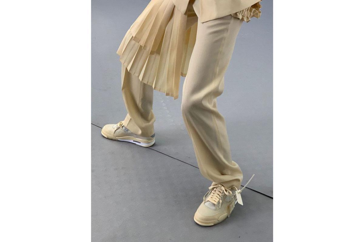 Off-White™ x Air Jordan 4 Off-White™ x Air Jordan 4