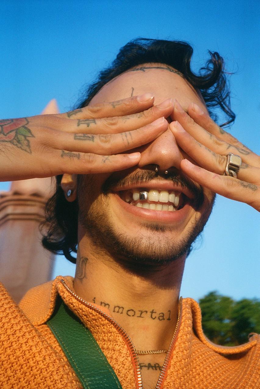 Casablanca entame une nouvelle collaboration New Balance 327 Casablanca entame une nouvelle collaboration New Balance 327