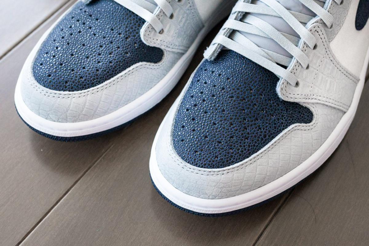 Georgetown Hoyas Air Jordan 1 PE