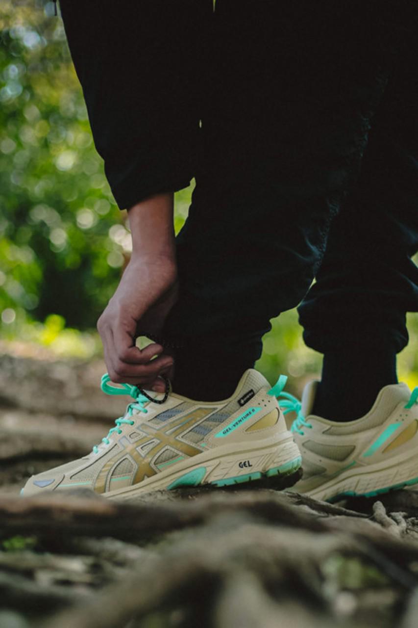 Le GEL-Venture 6 GTX d'atmos & ASICS est adapté à tous les environnements Le GEL-Venture 6 GTX d'atmos & ASICS est adapté à tous les environnements