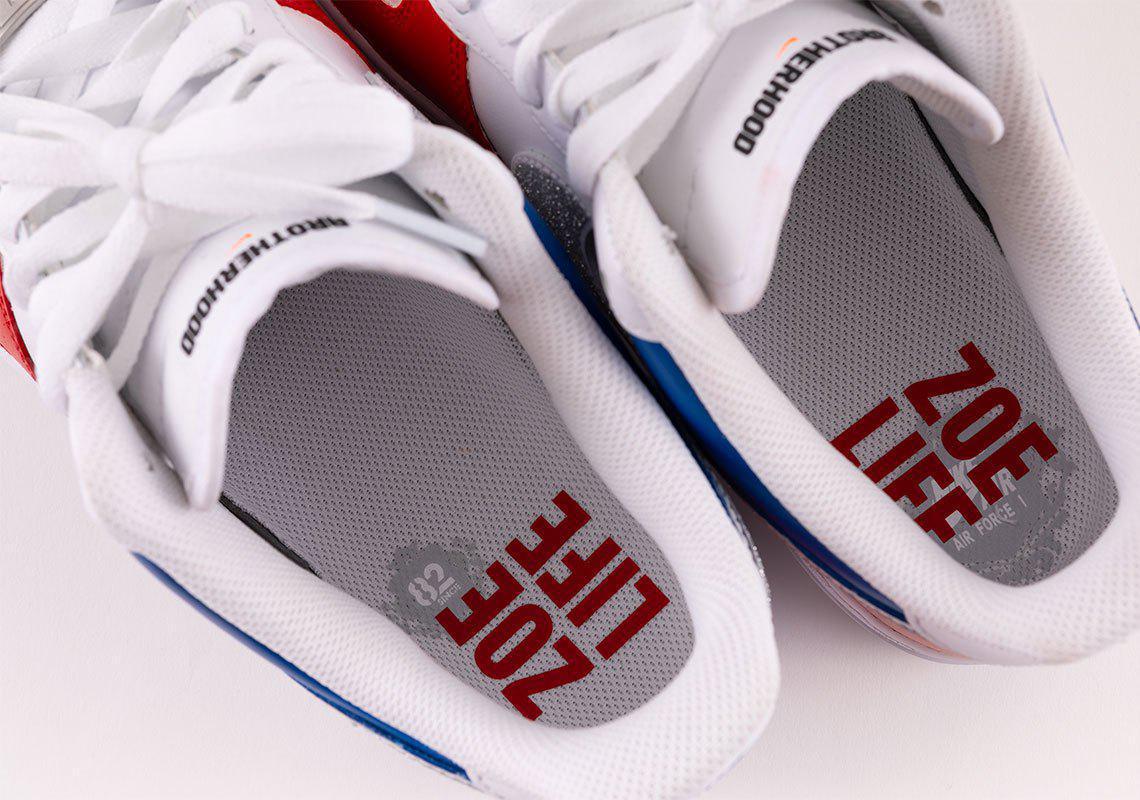 Joe Burrow et d'autres espoirs de sélection de la NFL reçoivent des chaussures Nike personnalisées avant la sélection de la NFL Joe Burrow et d'autres espoirs de sélection de la NFL reçoivent des chaussures Nike personnalisées avant la sélection de la NFL