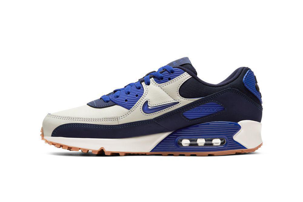 Nike Air Force 1 et Air Max 90 "Home & Away" Nike Air Force 1 et Air Max 90 "Home & Away"