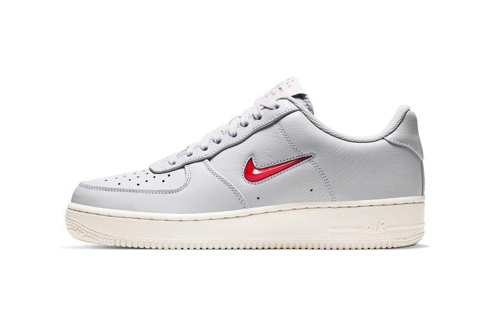 Nike Air Force 1 et Air Max 90 "Home & Away" Nike Air Force 1 et Air Max 90 "Home & Away"