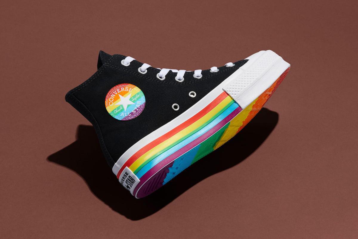 Nike et Converse dévoilent les collections BETRUE et Pride 2020 Nike et Converse dévoilent les collections BETRUE et Pride 2020