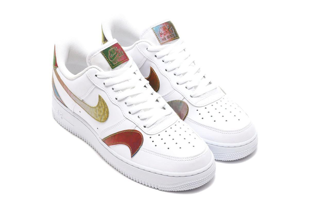 Nike couvre l'Air Force 1 avec des Swooshes Iridescent