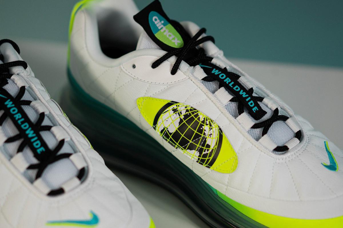 Mini Swooshes et couleurs vives pour la collection "Worldwide Pack" Mini Swooshes et couleurs vives pour la collection "Worldwide Pack"