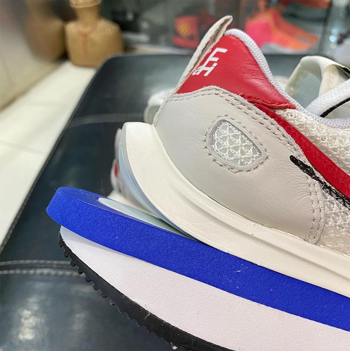Les trois couleurs de sacai x Nike Vapor Waffle Emerge