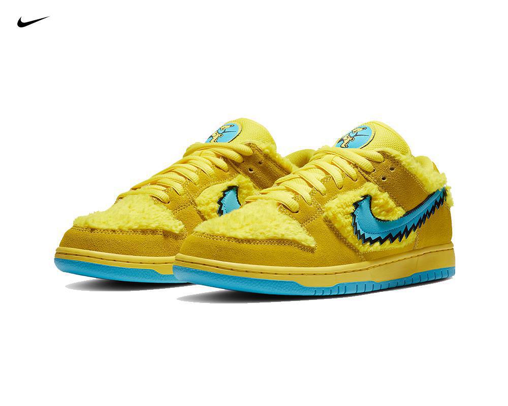 NIKE SB Dunk Low x Grateful Dead Yellow NIKE SB Dunk Low x Grateful Dead Yellow