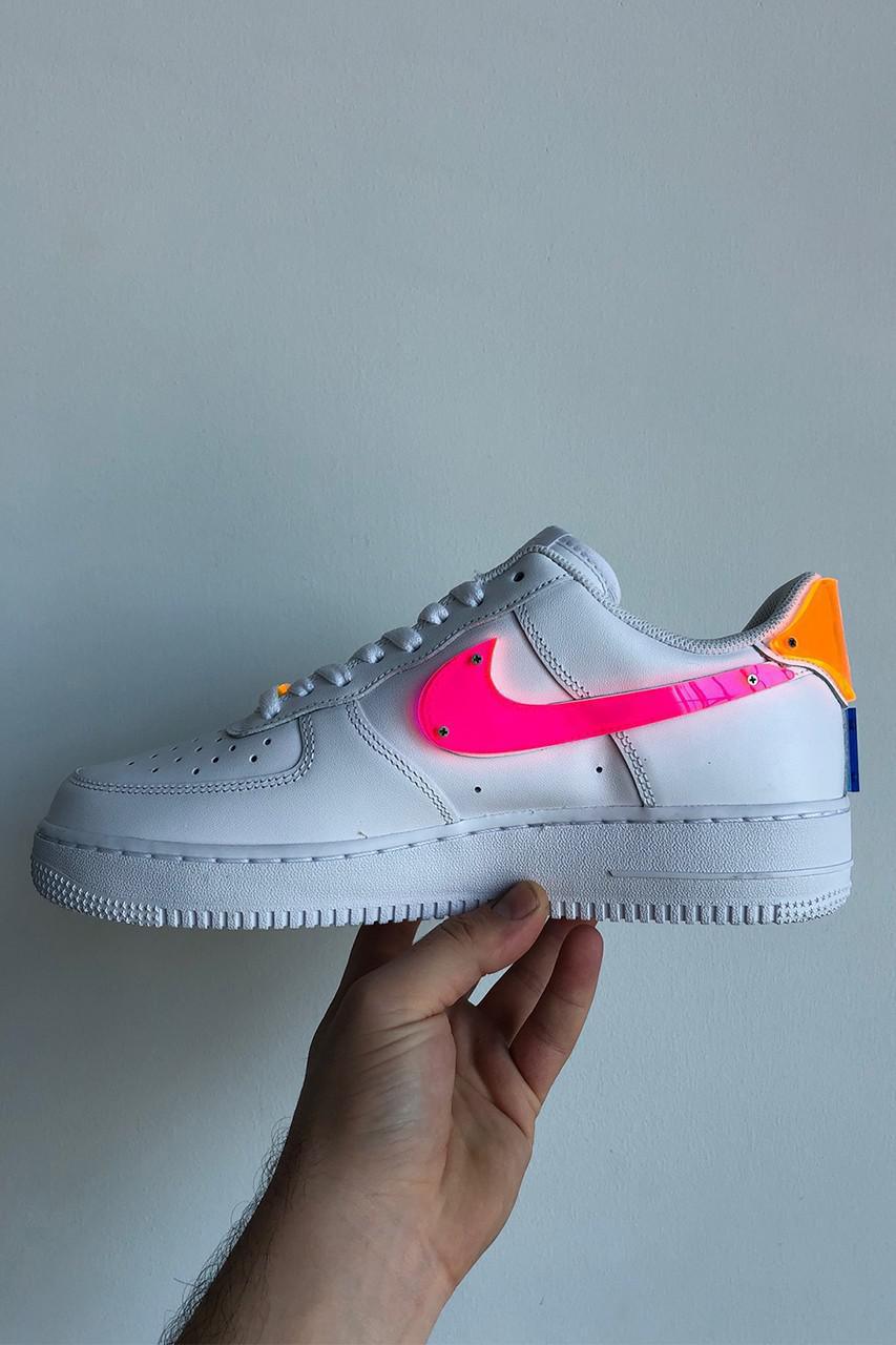 TBD retravaille l'Air Force 1 avec de l'acrylique thermoformé au néon
