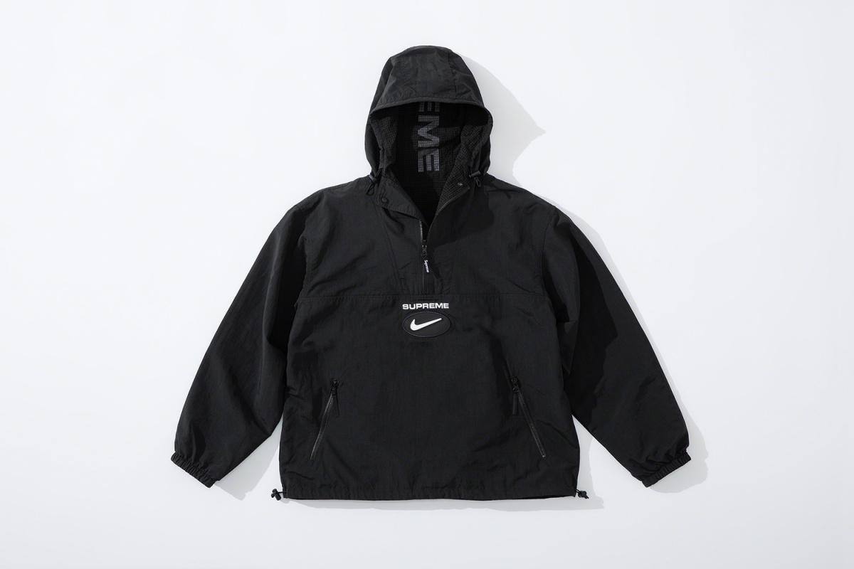 Supreme®/Nike®