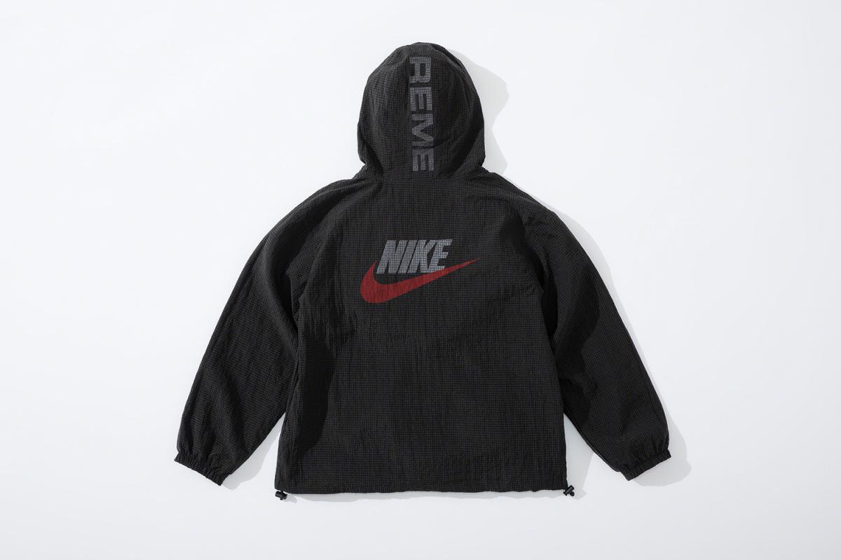 Supreme®/Nike®