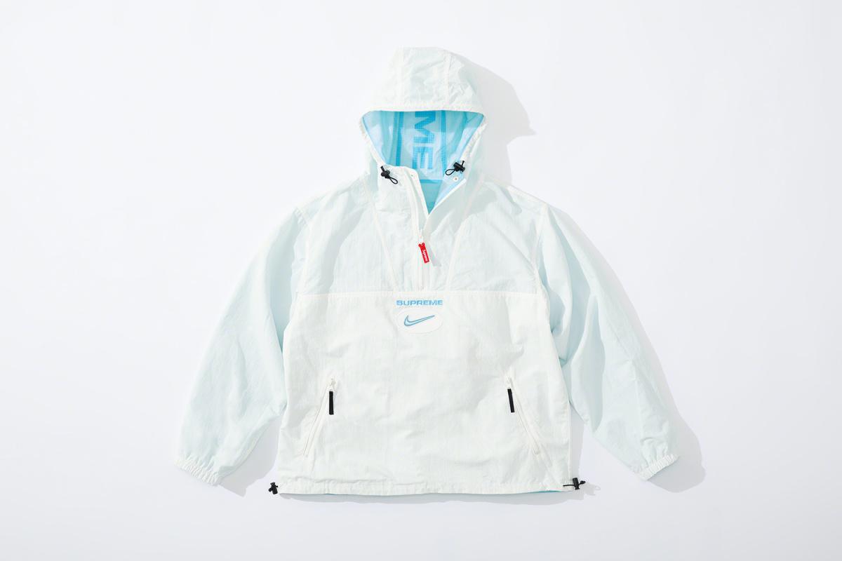 Supreme®/Nike®