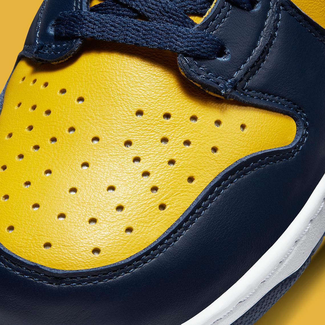Images officielles de la Nike Dunk High SP Michigan