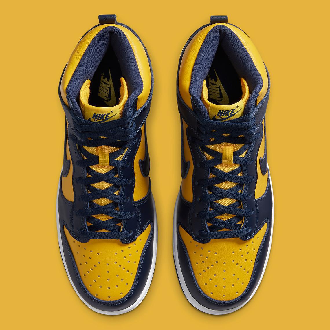 Images officielles de la Nike Dunk High SP Michigan