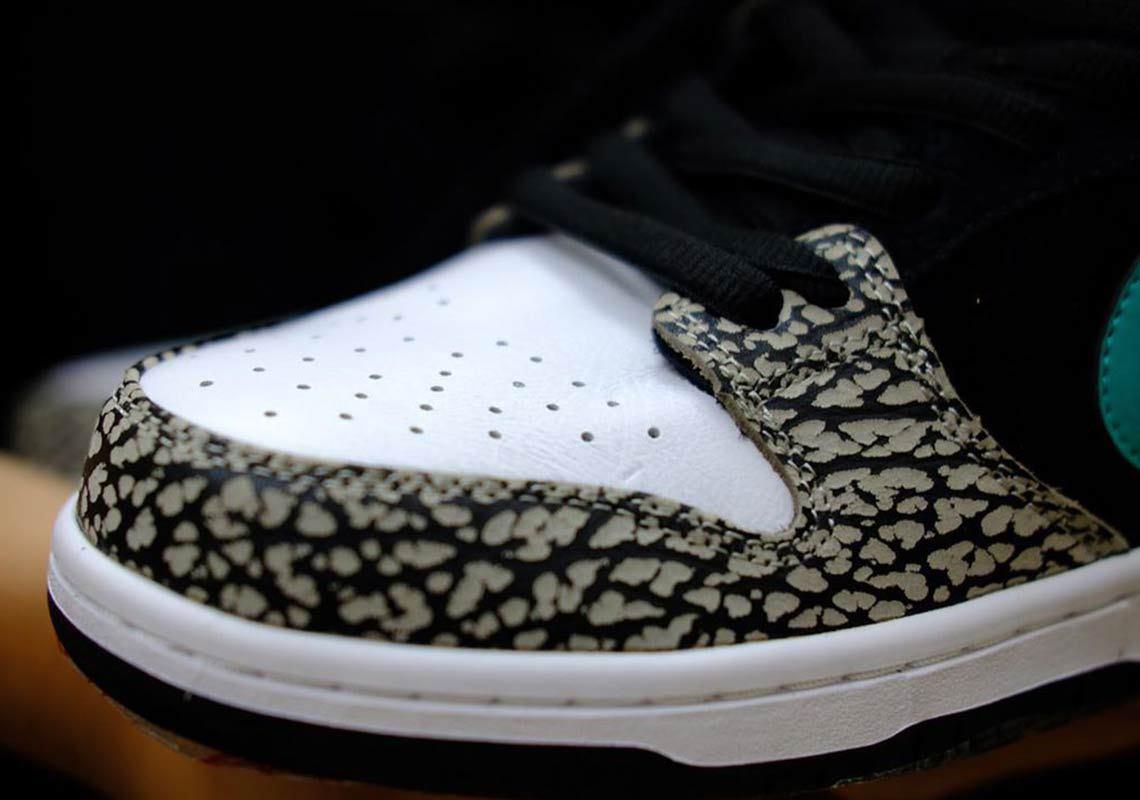 Nike SB Dunk Low Atmos Elephant Nike SB Dunk Low Atmos Elephant