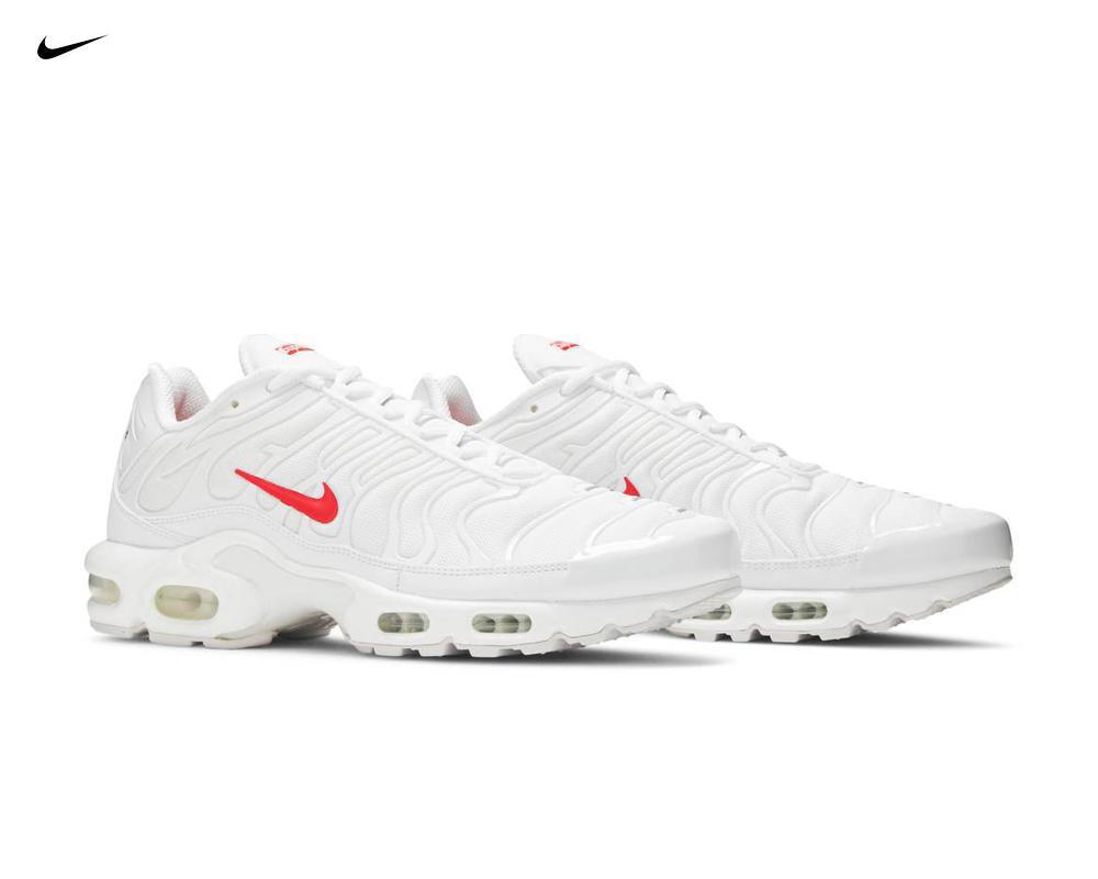 NIKE Air Max Plus x Supreme White NIKE Air Max Plus x Supreme White