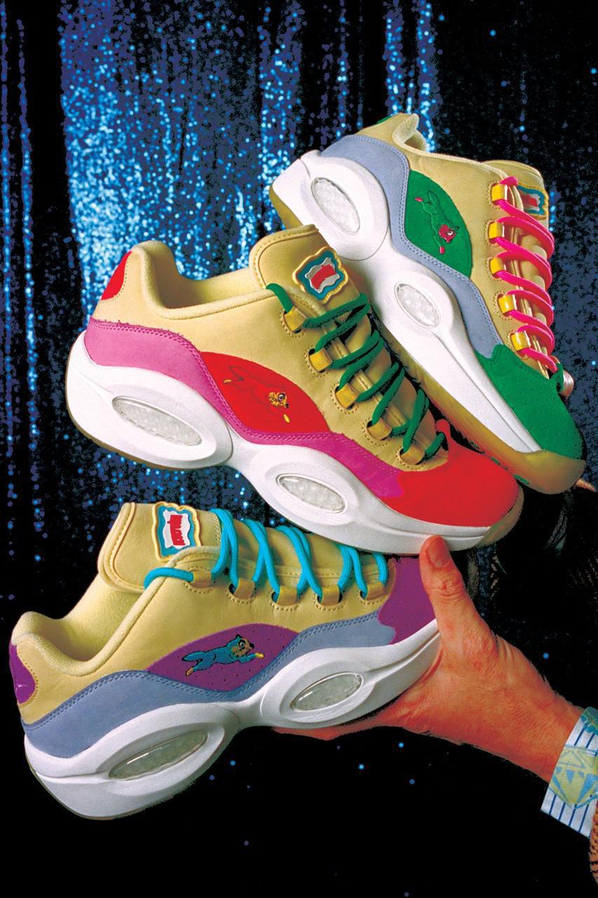 BBCICECREAM x Reebok Question Lows applique son graphique de chien de course